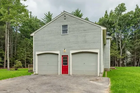 6 Northrup Drive Brentwood NH 03833