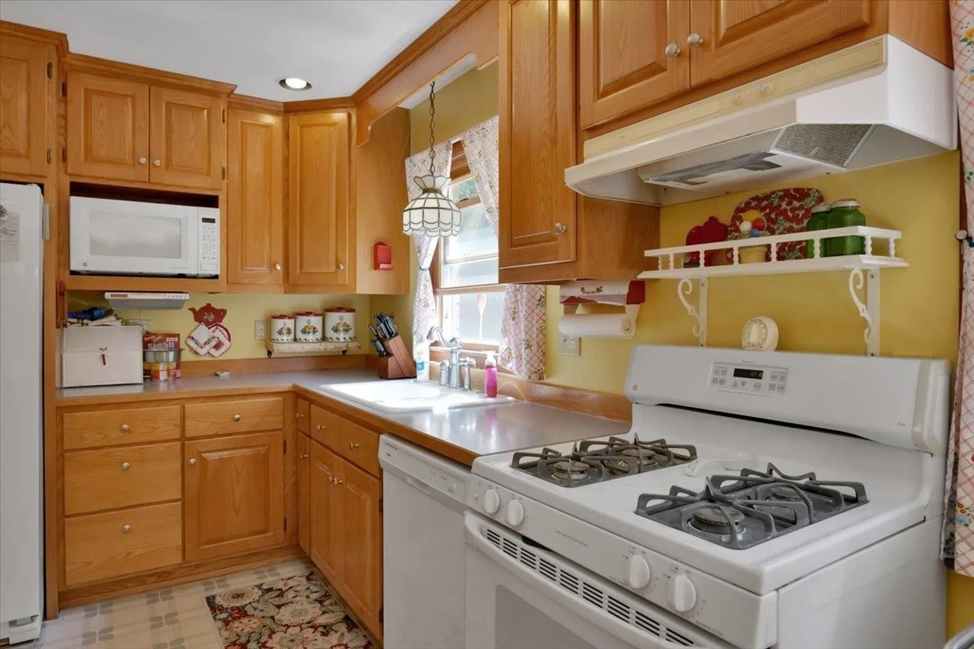 969 Clay Point Road Colchester VT 05446