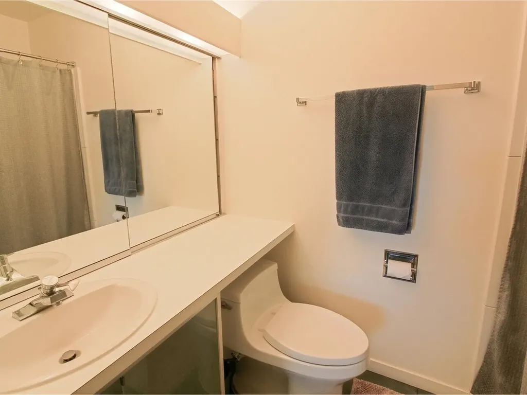 5935 Dorset Street Shelburne VT 05482