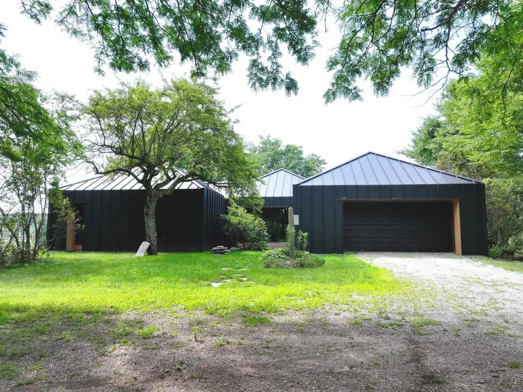5935 Dorset Street Shelburne VT 05482