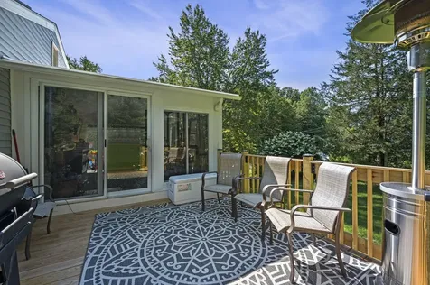 20 Quaker Street Newton NH 03858