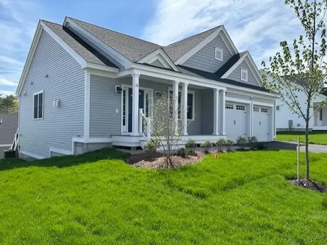 31 Evergreen Drive Auburn NH 03032