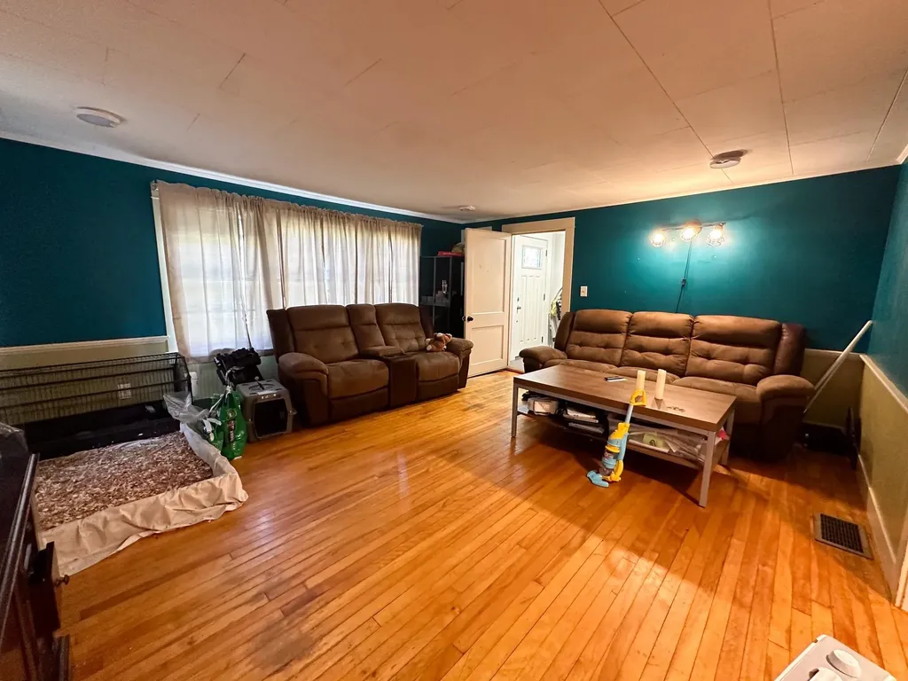4 Camden Avenue Claremont NH 03743