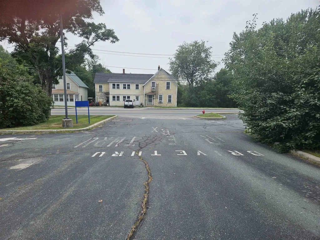 136 Meadow Street Littleton NH 03561