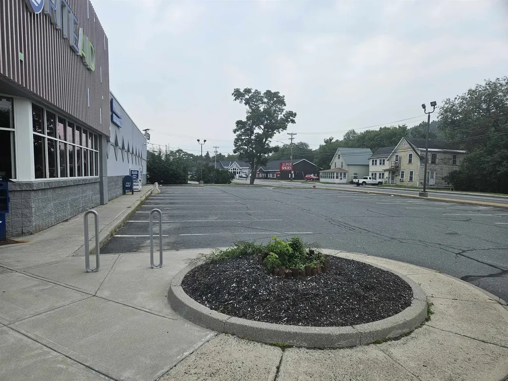 136 Meadow Street Littleton NH 03561