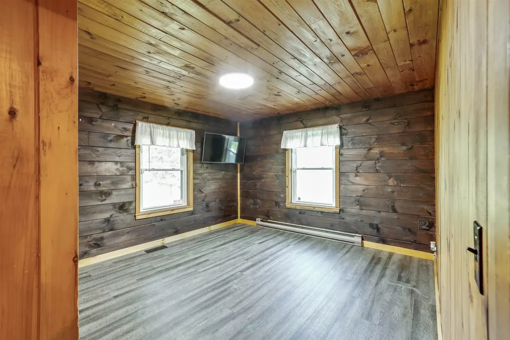 537 North Jay Road Jay VT 05859