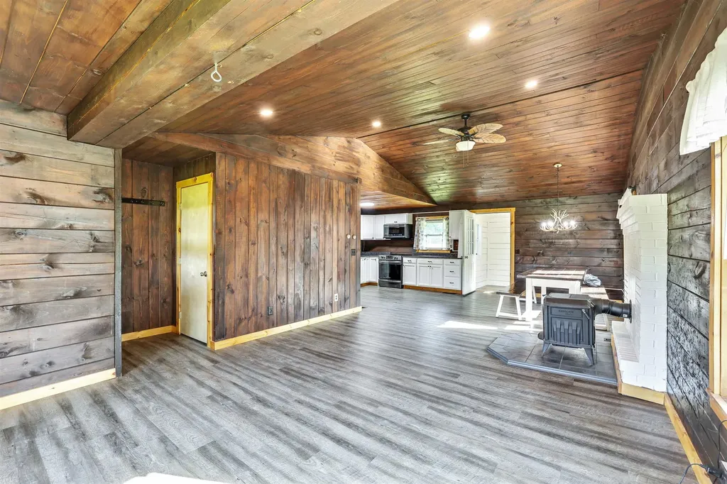 537 North Jay Road Jay VT 05859