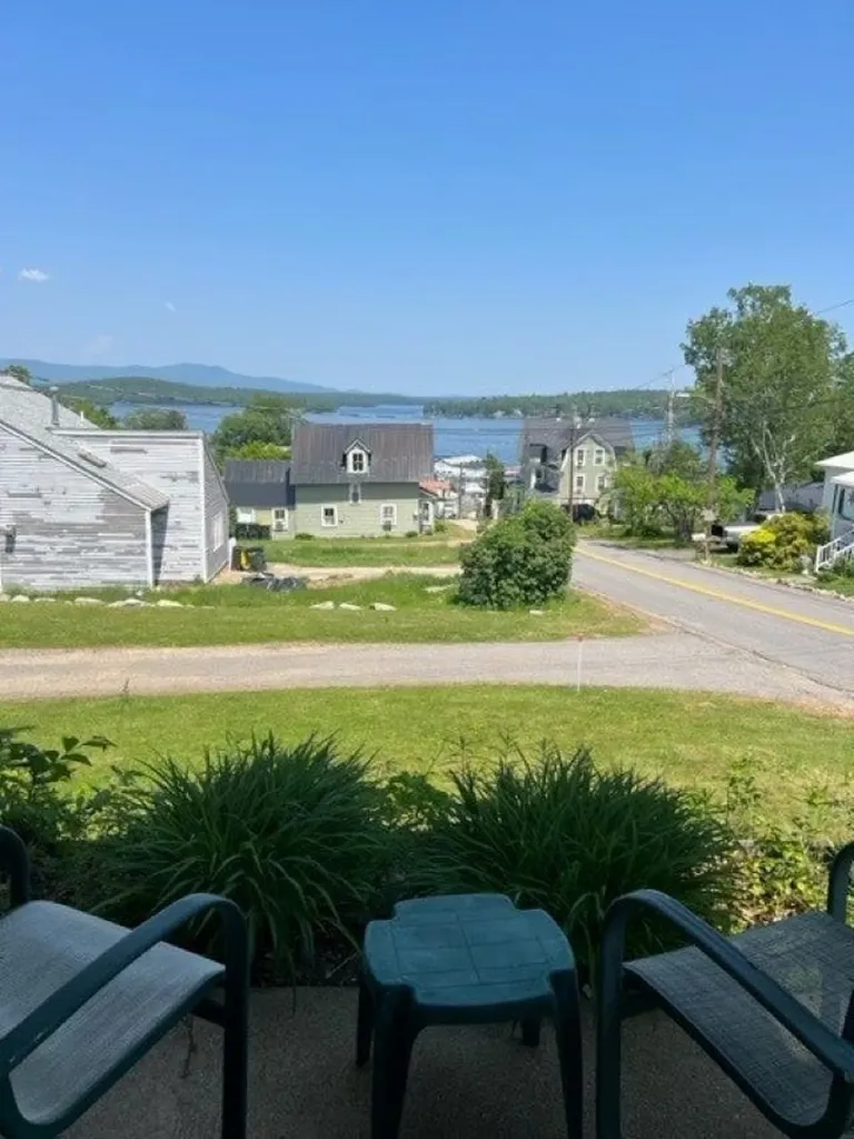 85 Tower Street Laconia NH 03246