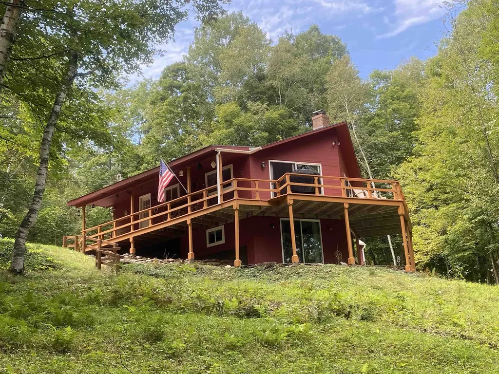 690 Jewett Road West Windsor VT 05037
