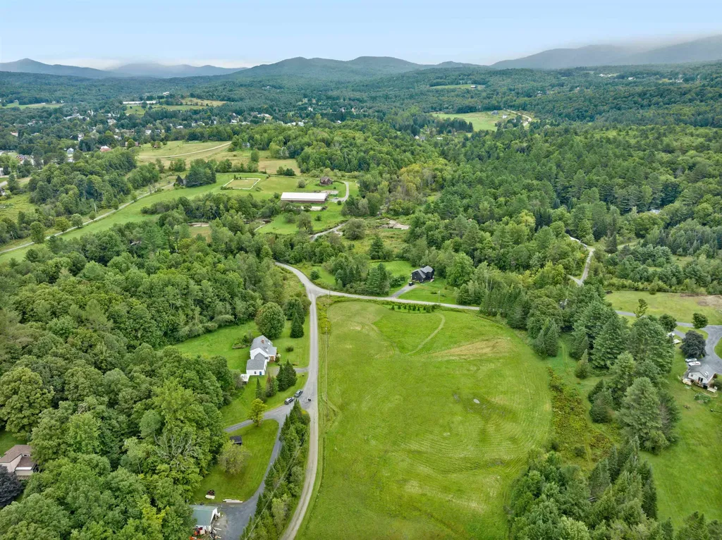 64 Back Pasture Lane Waterbury VT 05677