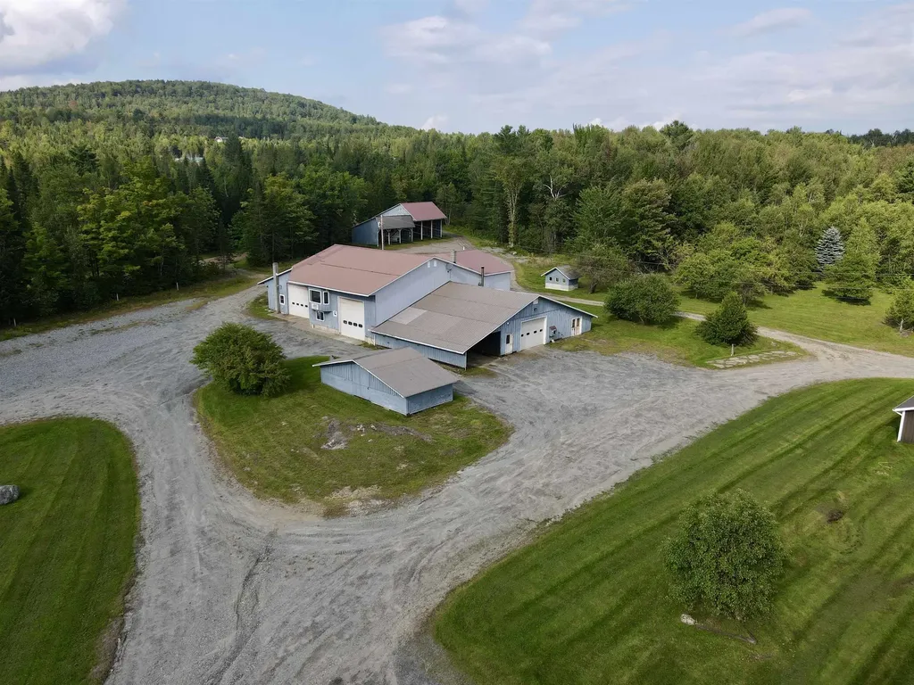 1778 Vt Route 105 Newport Town VT 05857