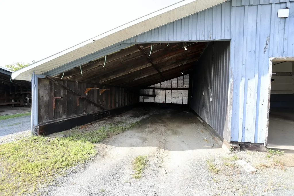 1778 Vt Route 105 Newport Town VT 05857