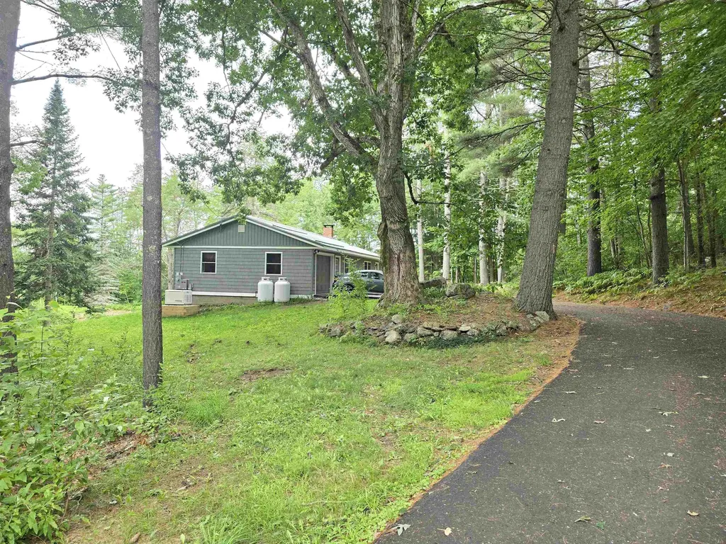 101 Range Road Alton NH 03809