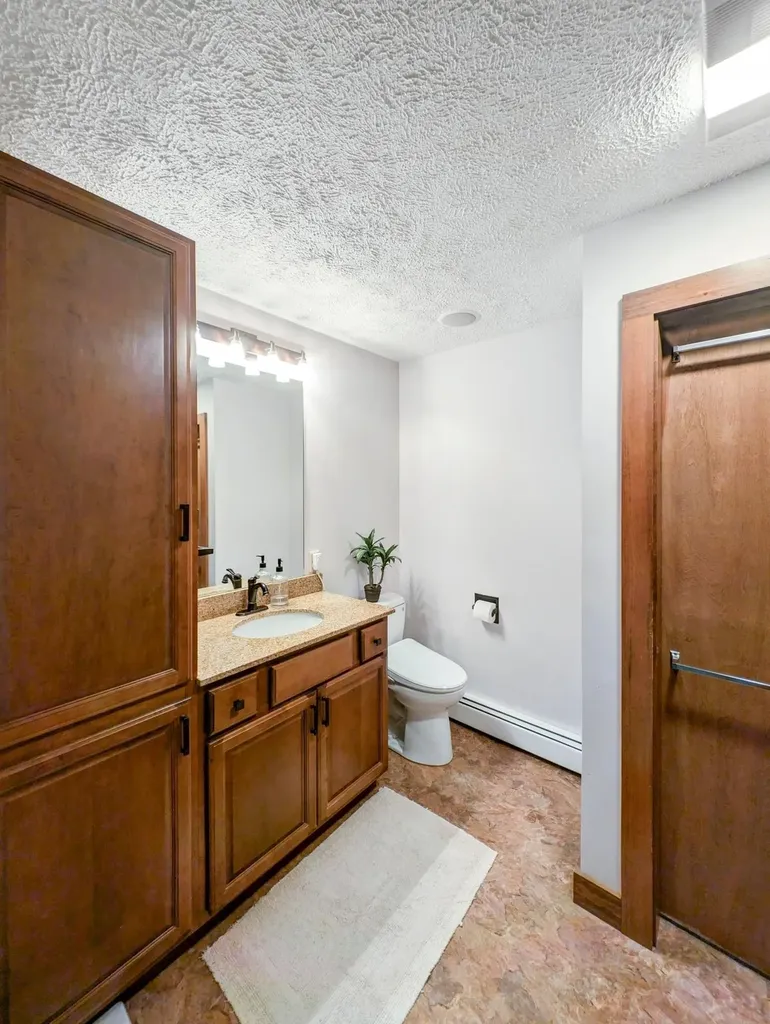 1024 Miller Pond Road Grantham NH 03753