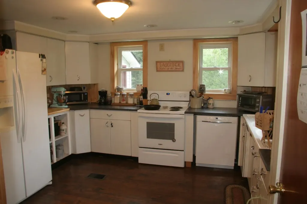 659 Lynburke Road Lyndon VT 05851