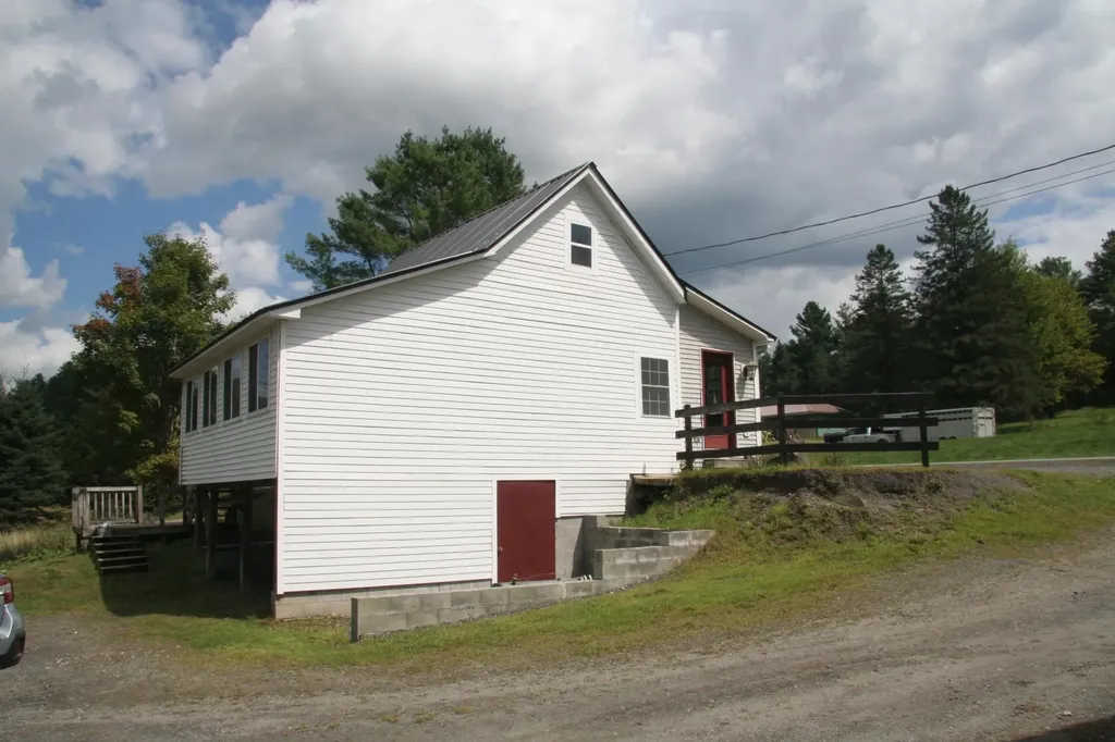 659 Lynburke Road Lyndon VT 05851