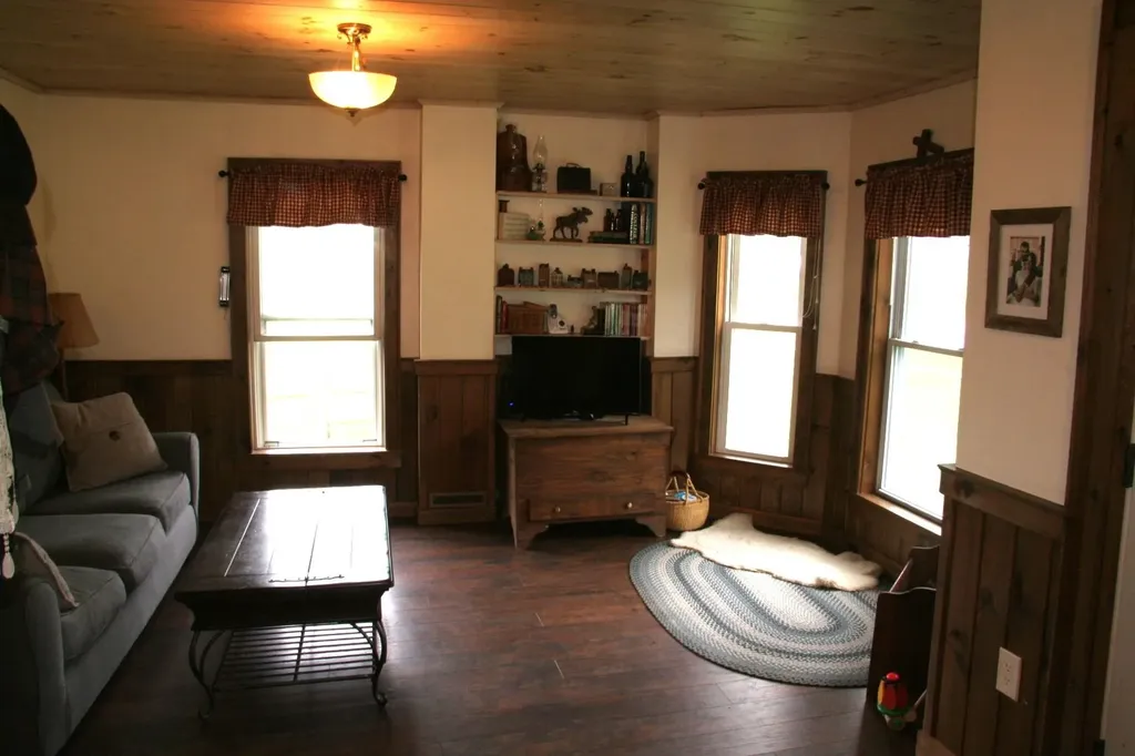 659 Lynburke Road Lyndon VT 05851