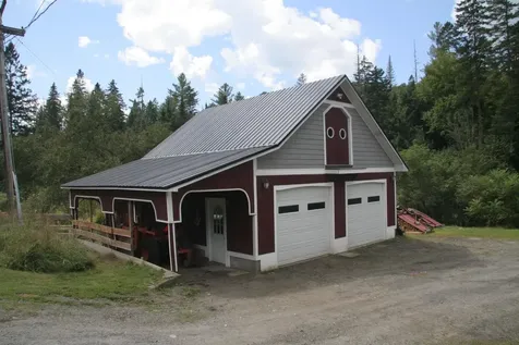 659 Lynburke Road Lyndon VT 05851