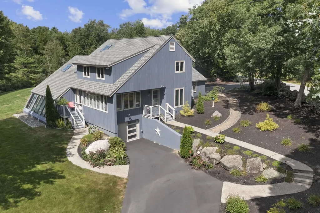 61 Frye Road Danville NH 03819