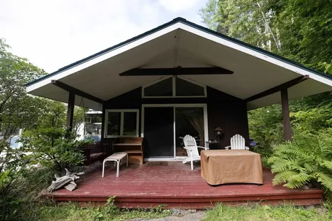 6928 Vt Route 30 Townshend VT 05359