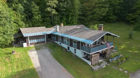 6928 Vt Route 30 Townshend VT 05359