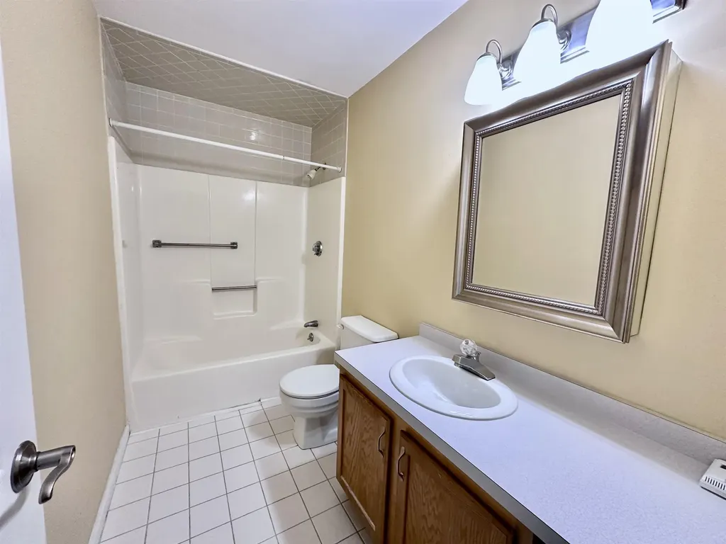 7 Dunvegan Woods Drive Hampton NH 03842