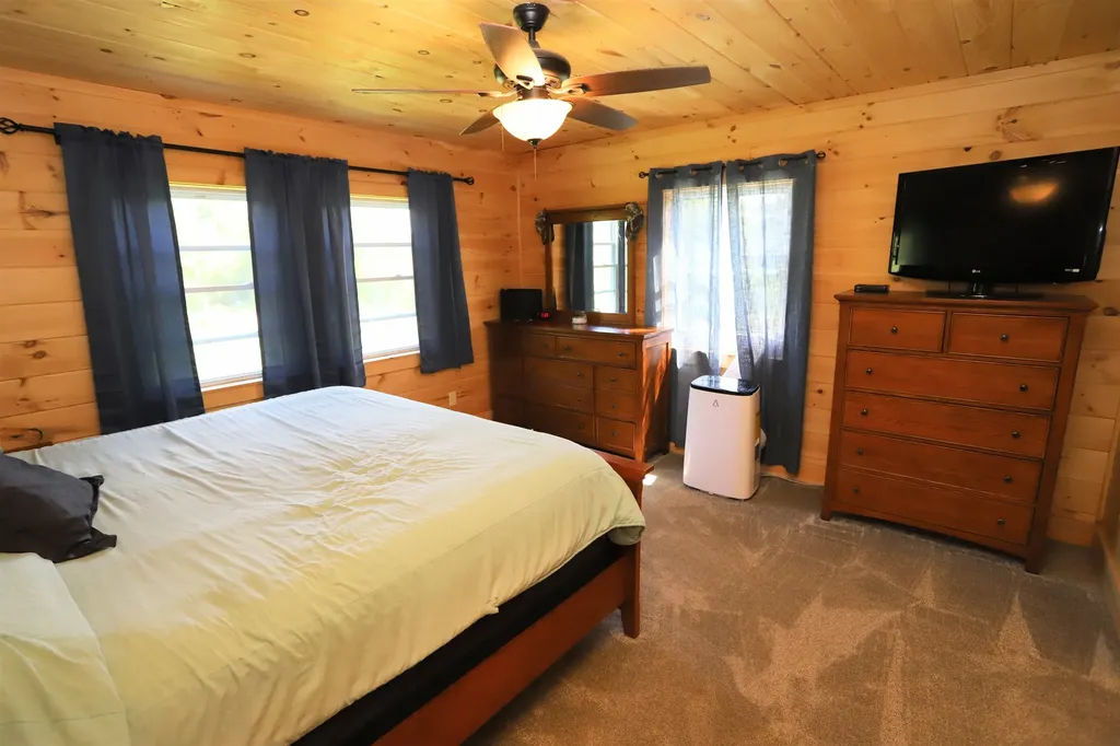 5244 Vt Route 100 Troy VT 05859