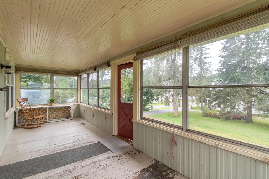 178 Sanger Circle St. Johnsbury VT 05819