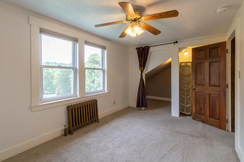 178 Sanger Circle St. Johnsbury VT 05819