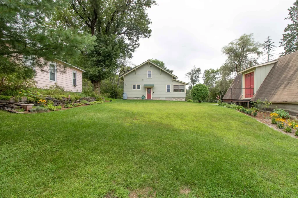 178 Sanger Circle St. Johnsbury VT 05819