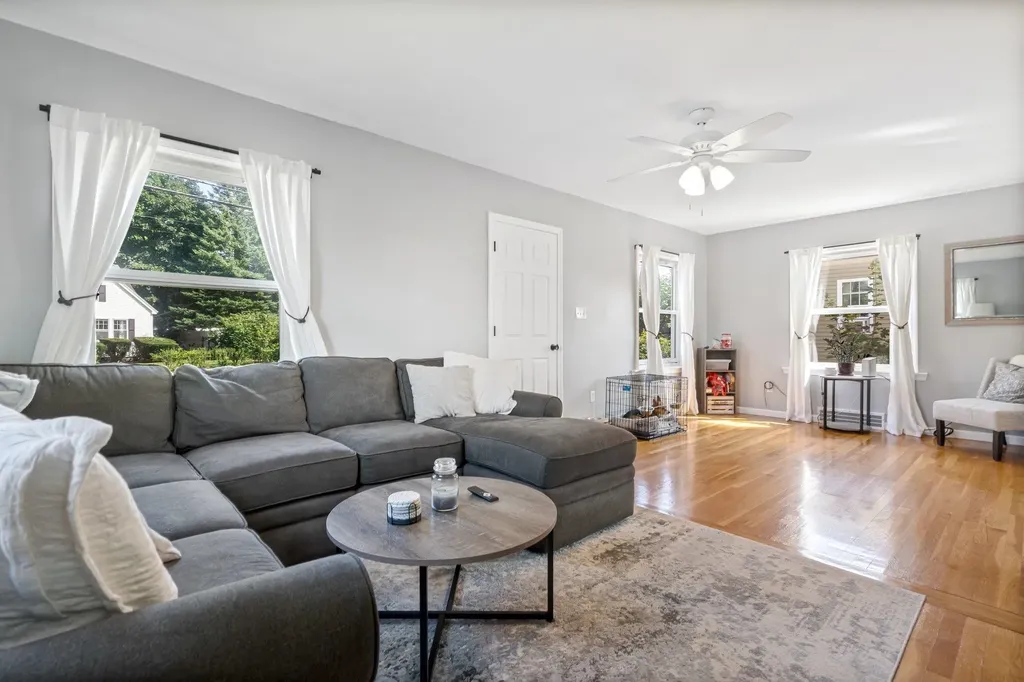 132 Mammoth Road Manchester NH 03109