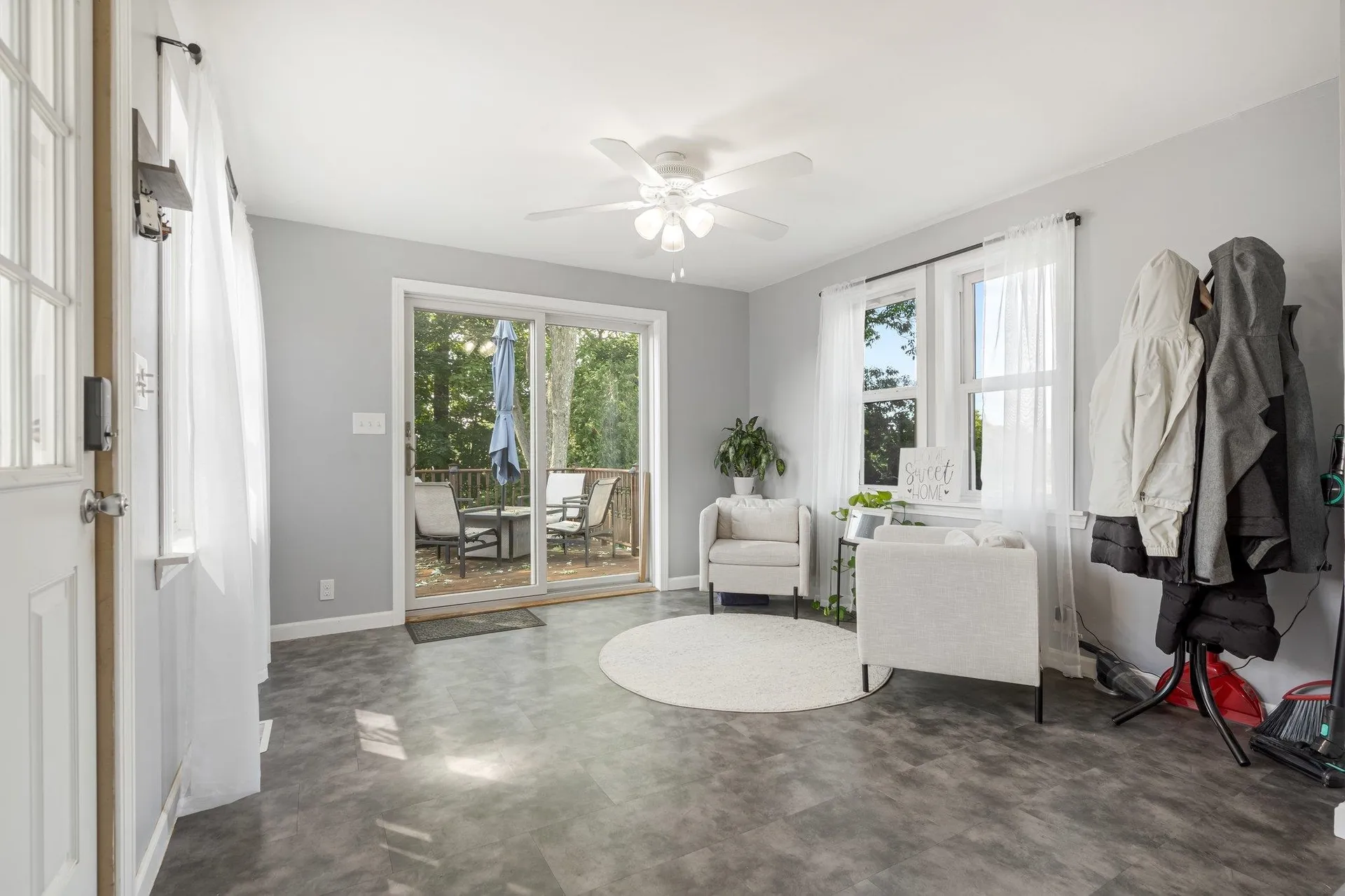 132 Mammoth Road Manchester NH 03109