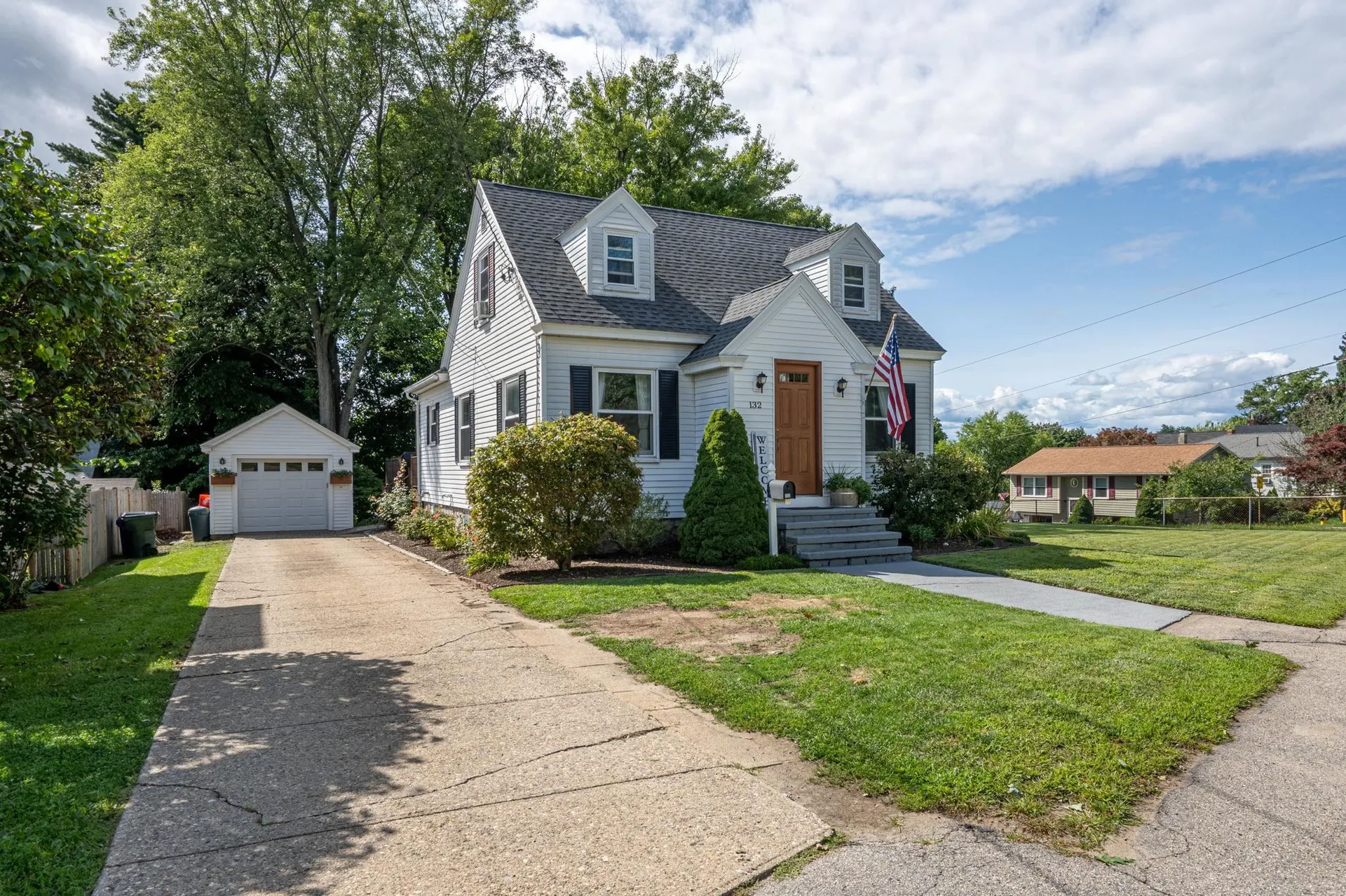 132 Mammoth Road Manchester NH 03109