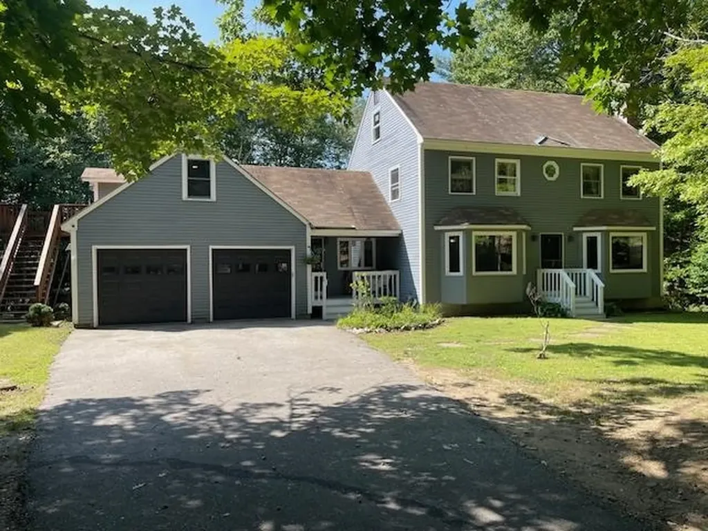 30 Meetinghouse Hill Road Deerfield NH 03037