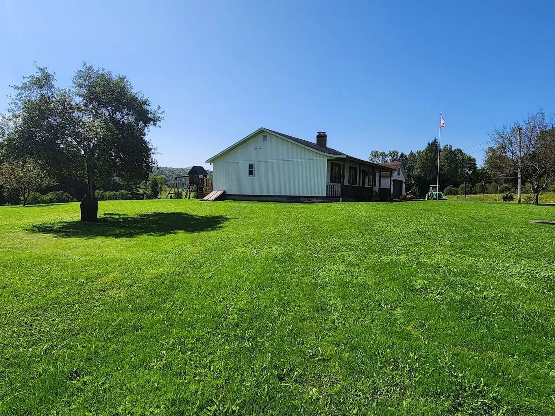 4117 U.s. Route 2 Marshfield VT 05658