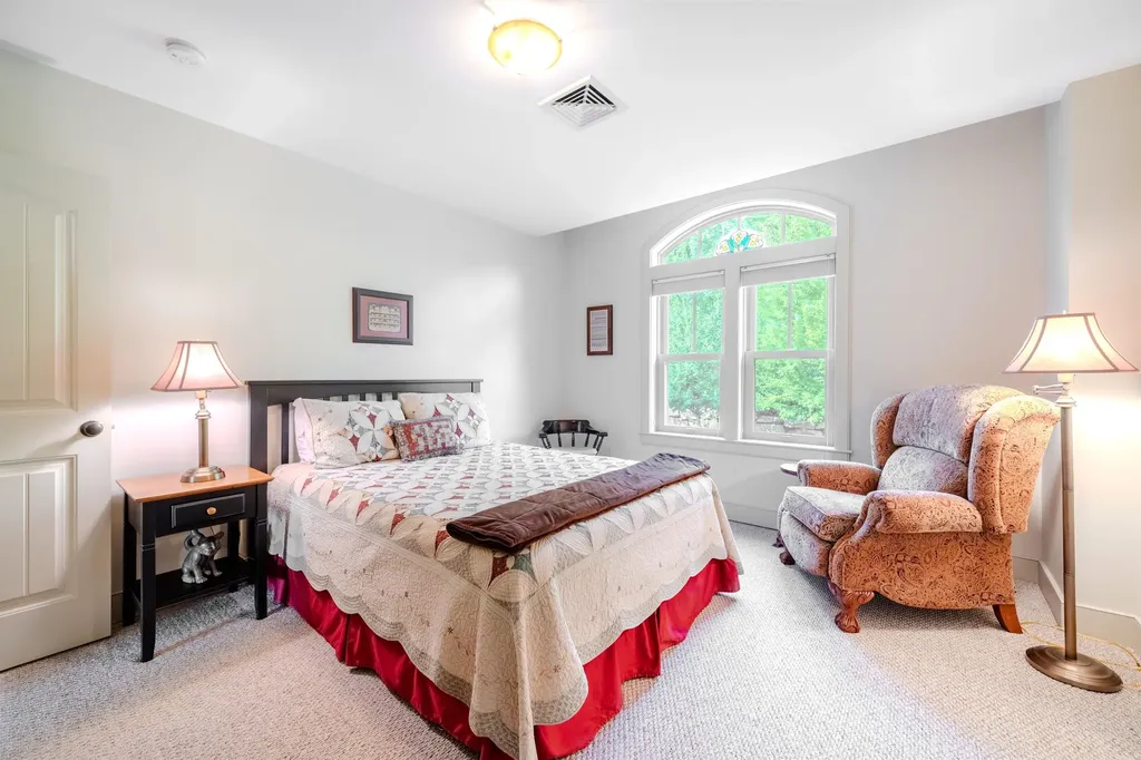 581 Scenic Road Laconia NH 03246