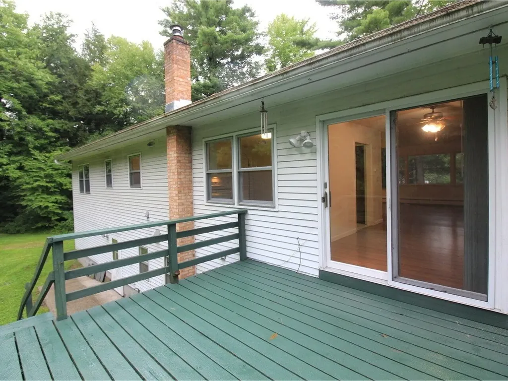 61 Woodbine Road Shelburne VT 05482