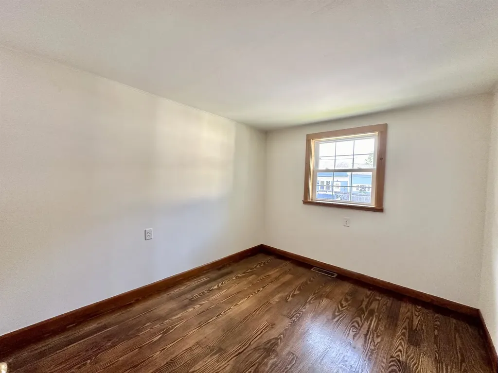 24 Huntington Street St. Albans City VT 05478