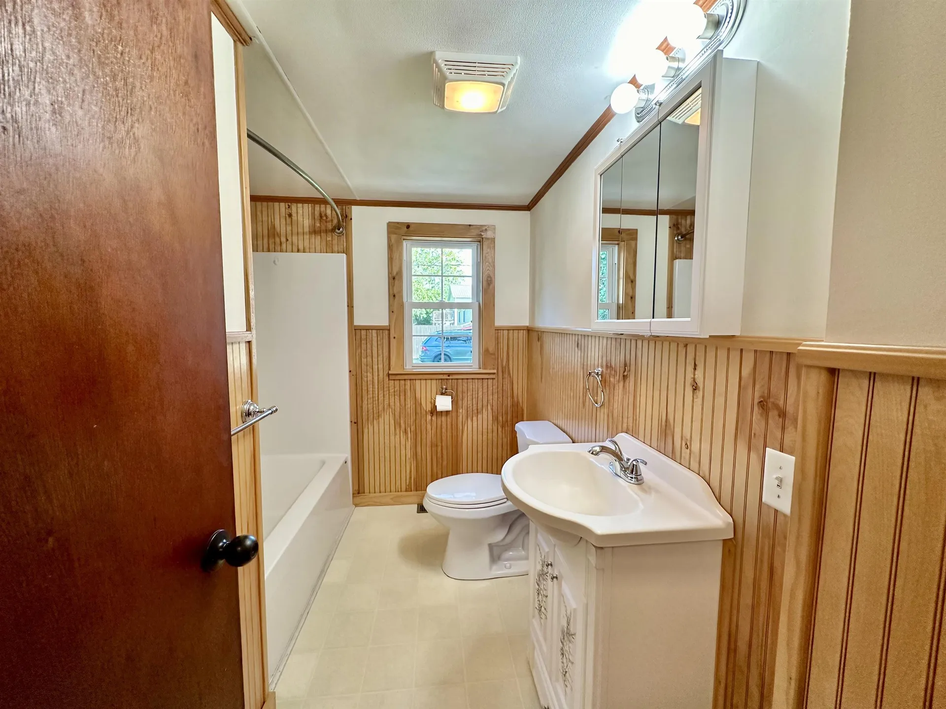 24 Huntington Street St. Albans City VT 05478