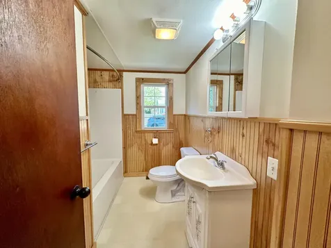 24 Huntington Street St. Albans City VT 05478