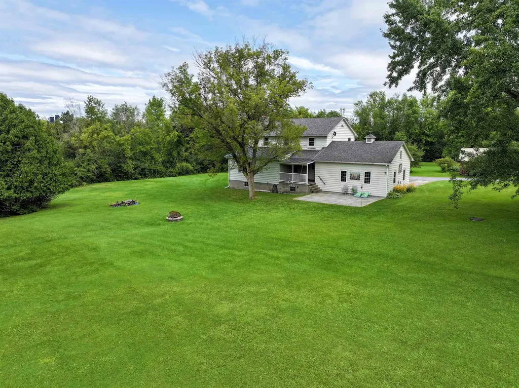 3 Thornwood Lane Vergennes VT 05491