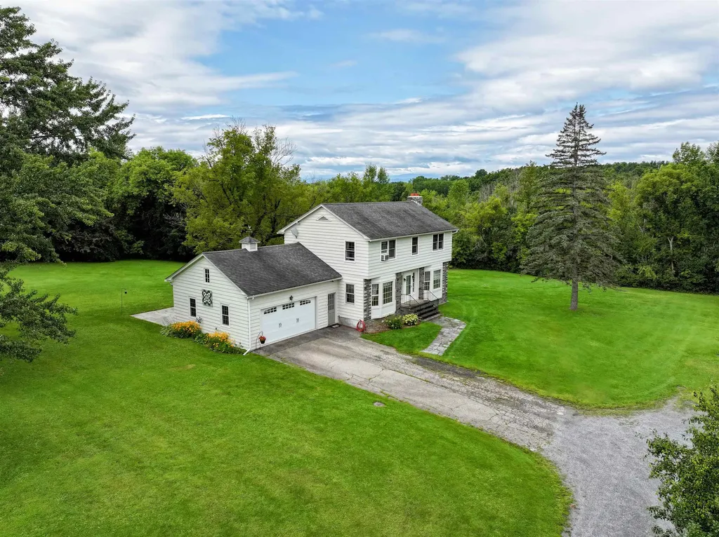 3 Thornwood Lane Vergennes VT 05491