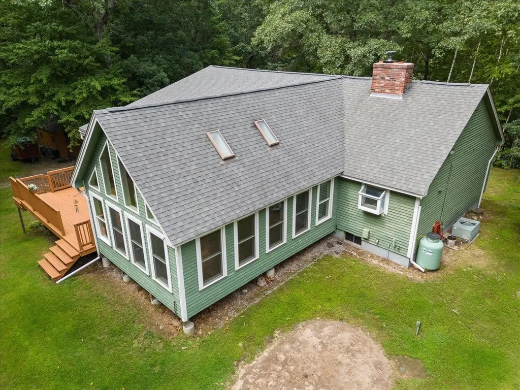 42 Gaita Drive Derry NH 03038