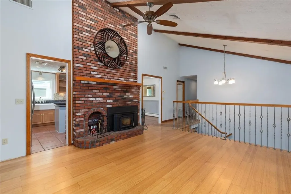42 Gaita Drive Derry NH 03038