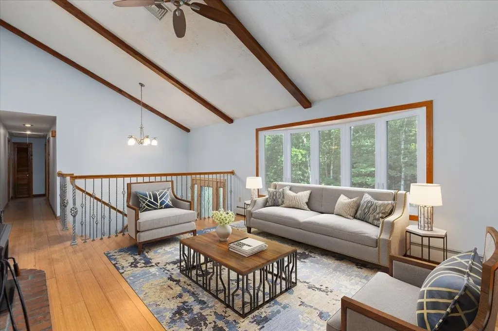 42 Gaita Drive Derry NH 03038