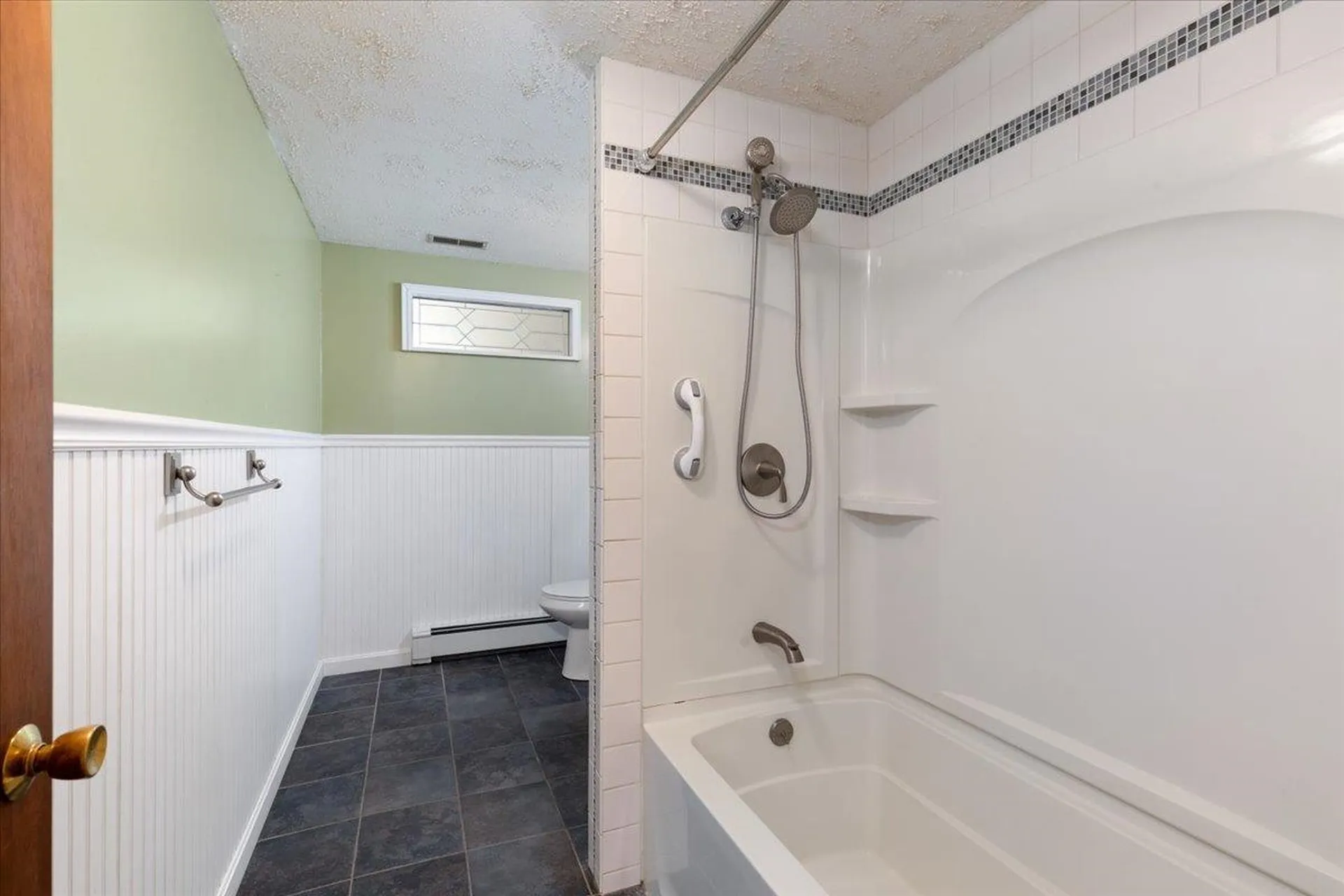 42 Gaita Drive Derry NH 03038
