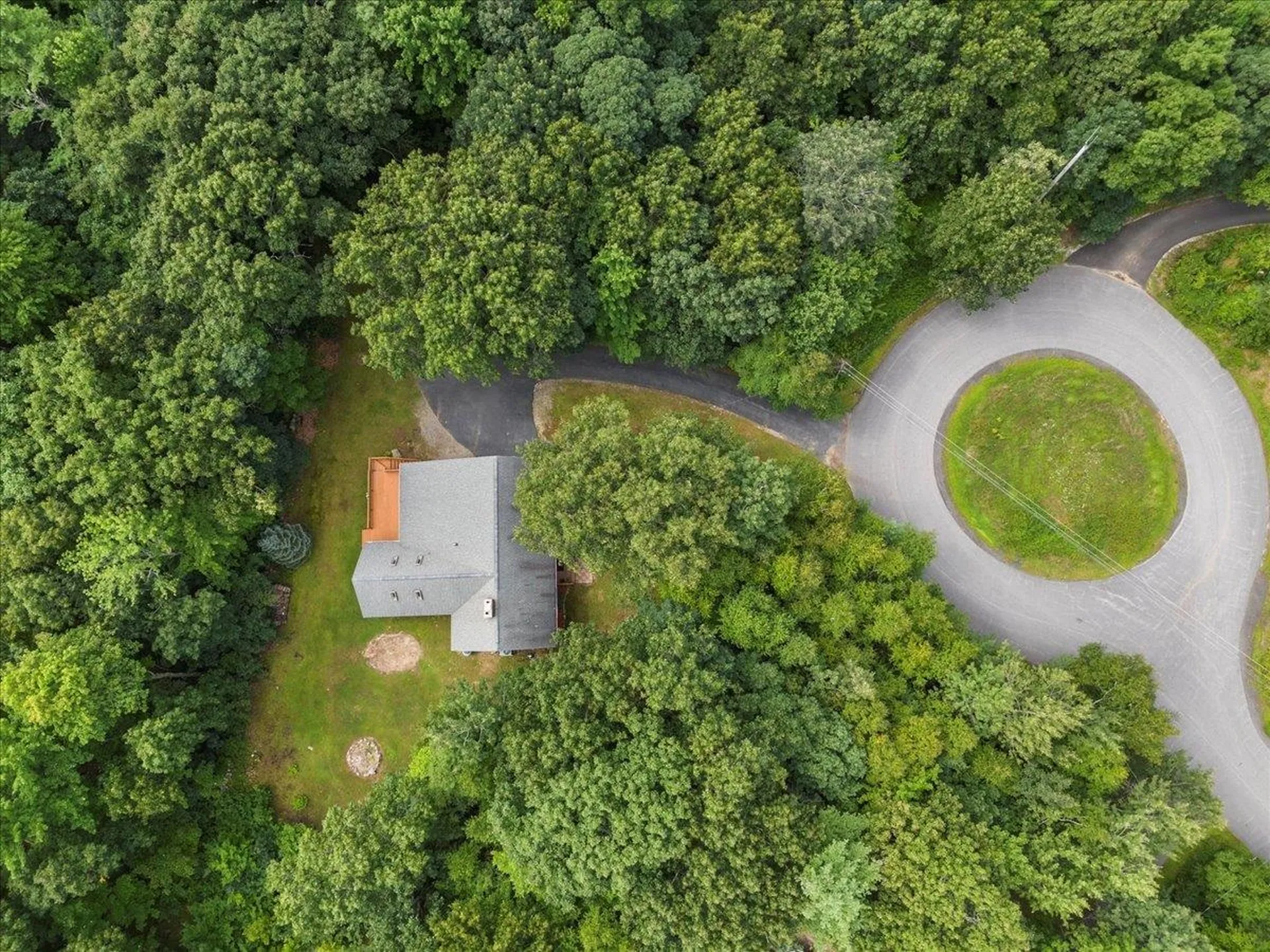 42 Gaita Drive Derry NH 03038