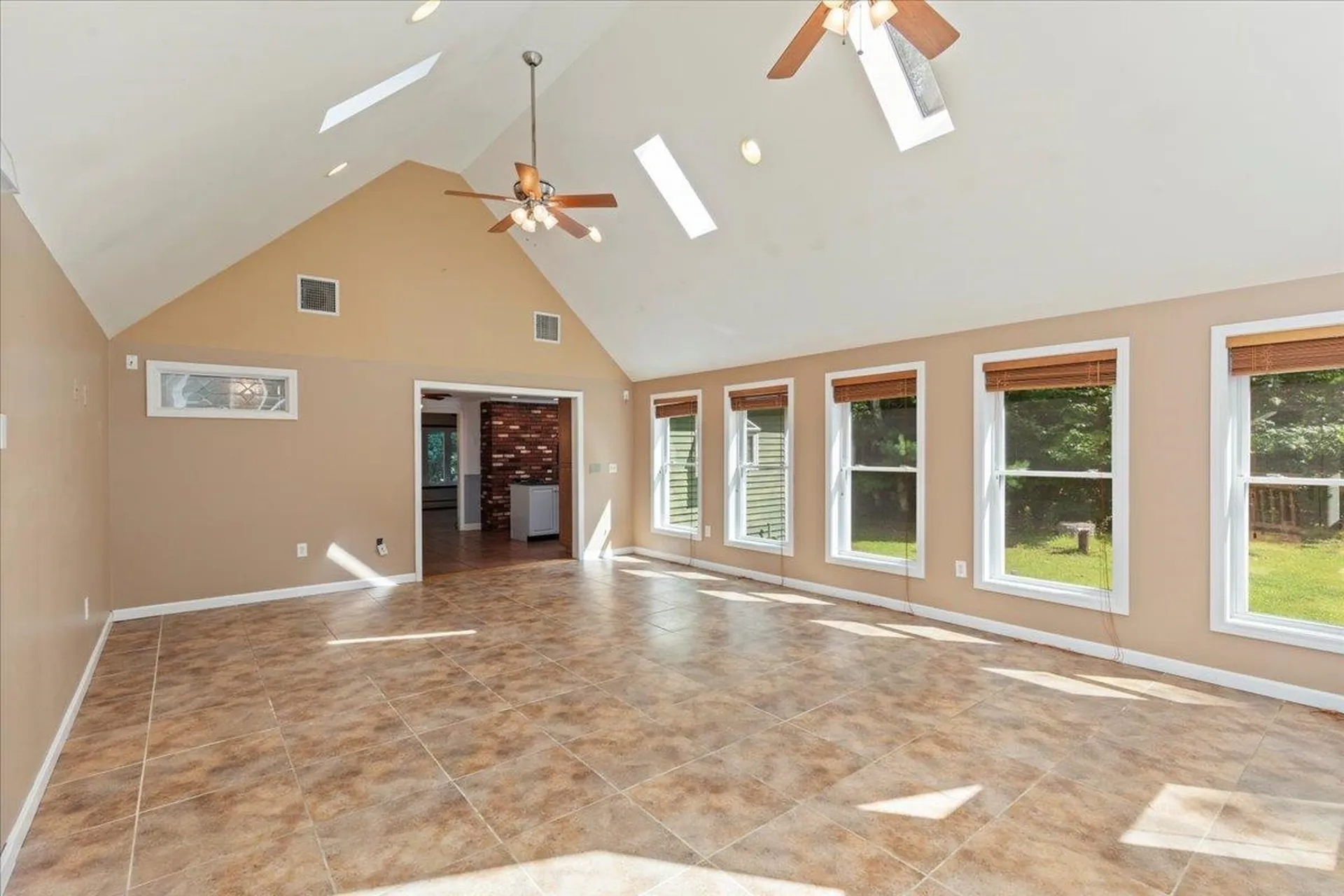 42 Gaita Drive Derry NH 03038
