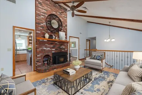 42 Gaita Drive Derry NH 03038