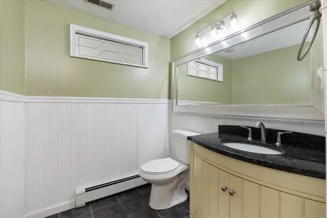 42 Gaita Drive Derry NH 03038